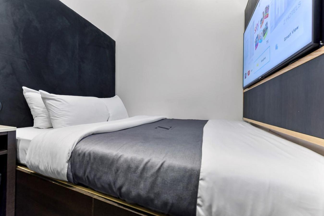 The Z Hotel Trafalgar London Ngoại thất bức ảnh